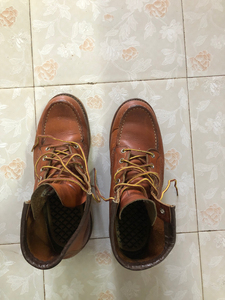 正品红翼redwing工装鞋40码,绝对正品,有盒子带货码
