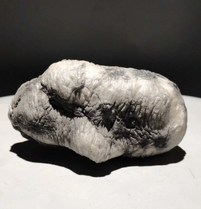 427克新疆哈密蛋白石,象形摆件,精品原石,包浆很好,手感细