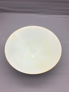 宋代 湖田窑斗笠碗 釉面温润,开片有层次,具有一定的收藏价值