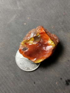 南红包浆,黄皮包浆原石,22克,无注胶,标价就是卖价