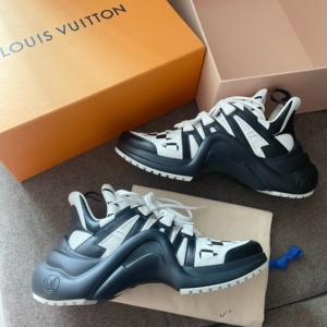 lv老爹鞋  黑白拼色棋盘格