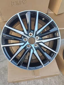 丰田凯美瑞18寸轮毂 全新原厂正品 凯美瑞2.5s锋尚版轮毂