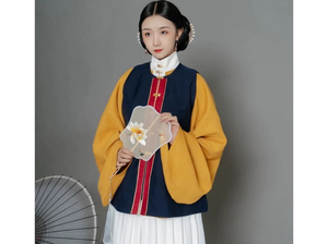 云出岫 圆领仿孔府比甲