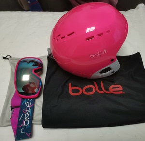 法国Bolle品牌儿童滑雪头盔雪镜一套