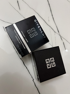 四宫格散粉阿玛尼