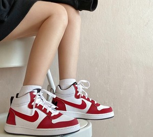 nike红色板鞋高帮板鞋38.