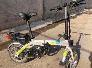 出售微单s1-48v-15a折叠电动车一辆,车子8成新配件完