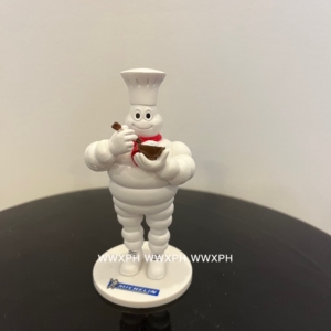 vintage 米其林 轮胎人 公仔摆件手办闪电女超人30