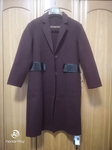 全新丝奥菲双面尼大衣 ，暗枣红色，100%羊毛，全新仅试穿，
