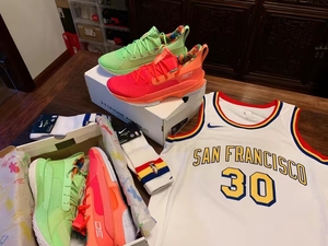 ua安德玛curry7 库里7糖果鸳鸯