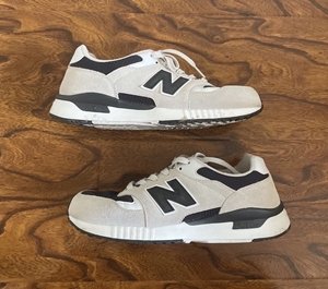 得物入手新百伦570 米白黑 42 可小刀