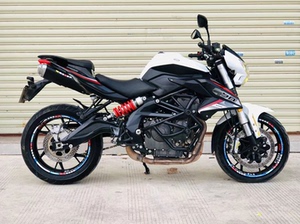 湘u牌,贝纳利sn600c街车,2020年上牌,高配版带ab