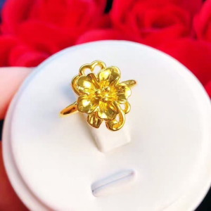 纯金花戒指