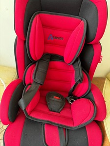 艾宝儿童安全座椅汽车用婴儿小孩 全新，只是放在家里被蓝猫不小