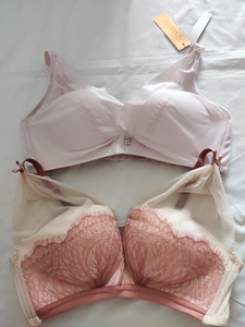 全新霞妮芬38b 85b文胸内衣 豆沙色,四排三扣,二分之