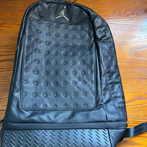 piscesjp淘宝aj11双肩包学生电脑书包飞人乔丹篮球背包aj13大魔王