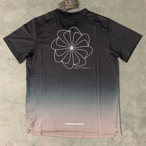 耐克田径训练服太阳花短袖t恤运动速干透气
