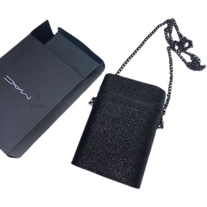 mac/魅可 闪钻链条包 化妆包现货 夏季单肩斜挎收纳口红纸