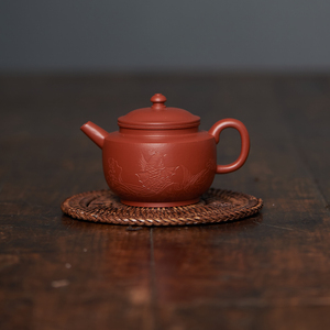 马小琴手工制原矿朱泥瑞气宫灯壶210cc宜兴紫砂壶精美刻绘