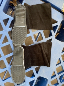 宋朝男鞋,5块一双 搞活动的时候买的 现在处理了 不包邮 1