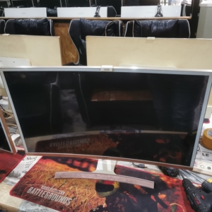 16台icb32寸曲面显示器,型号h3216c,带原装钢化