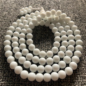 000人付款淘宝雪山石手串,珠径9.5mm,串径73mm,适合女孩佩带.