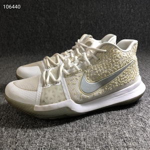 木鱼鱼的歌声淘宝欧文3代 43 nike kyrie 3 白金大舞台 总决赛0人