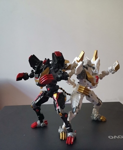 超兽武装虎啸神风耀虎啸兽狂豹兽超兽武装天元剑,长期站尸,东西