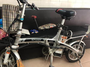 全铅折叠电动车.