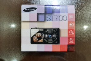 全新三星samsung数码相机,型号st700,相机颜色非常