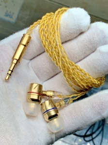 金涡轮耳机入耳耳机运动耳机低音震撼高音响亮关键魔声金涡轮ie