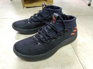 阿迪 利拉德4代 44码实战鞋篮球鞋 dame4 黑武士 袜