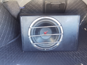 德国野兽10寸无源低音炮,,原装无拆修,低音效果不做介绍了懂