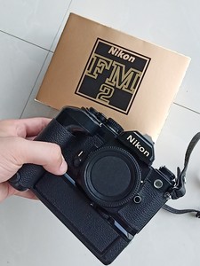 尼康FM2胶片手动单反相机带包装盒箱卷片马达黑