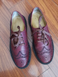 00同款货源tb348841197淘宝老旧大利来皮鞋一双,实物如图,41码,有