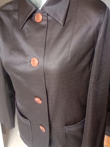 000人付款淘宝美惠子驼色女装,50mm驼色经典有机玻璃纽扣,2x乚码可以