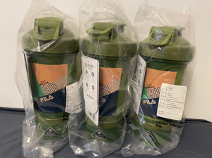 fila斐乐摇摇杯全绿色640ml,底部两个储物盒,不锈钢搅