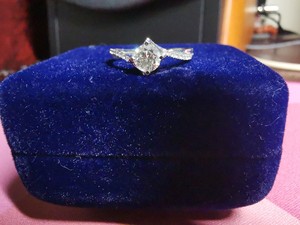 瑞恩钻戒,40分,有证书!12.5指圈号