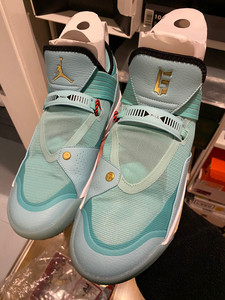 5】aj33 se 低帮 郭艾伦配色邮费到付.