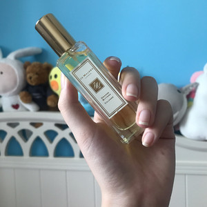 全新祖马龙苦橙30ml圣诞限量绝版,金色瓶盖