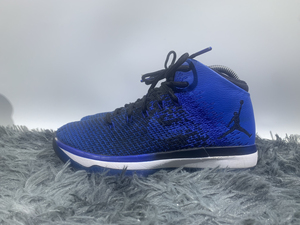 aj 31皇家蓝气垫篮球鞋:38.5码,成色很好,鞋面无伤