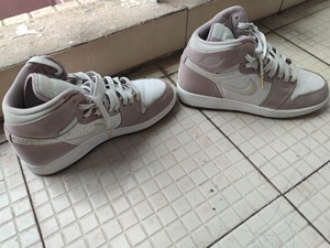 aj1淡雅粉