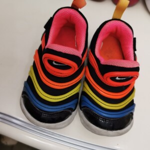 耐克彩虹毛毛虫婴童鞋,6码,正品!