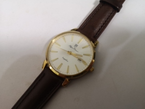 瑞士奥柏表小众手表品牌,蓝宝石镜面日本机芯,奥柏表几十年前于