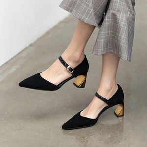 艾米娜 羊皮纯色马蹄跟尖头女单鞋中空包头英伦风单鞋女2021