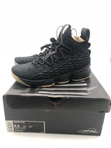 拍卖所得正品:nike耐克lebron詹姆斯15代大码黑金生