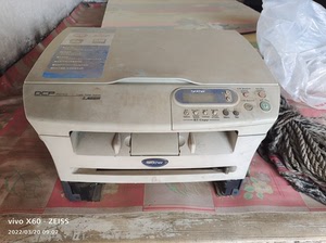 兄弟7010能打印复印扫描一体机没有纸盒了当配件出