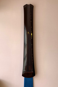 马氏和籁|梁鸾式古琴栗色 马维衡监制栗色梁鸾 对比下黑色