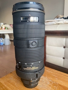 尼康80200四代大钢炮,可以转接z卡口自动对焦,带机身马达