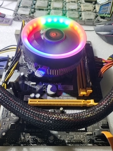 出两张映泰h81mlc 全好,包邮,质保上机正常使用.所见如